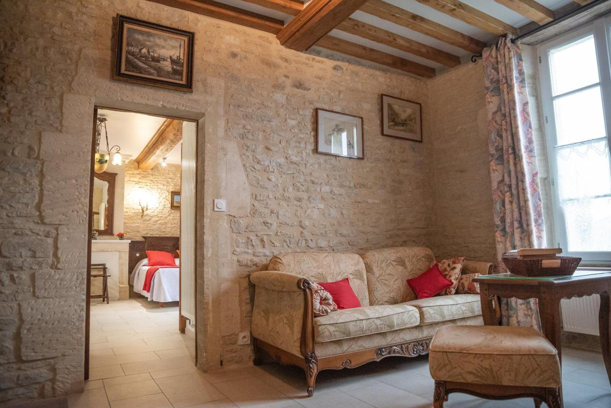 Le Clos Des Courtines - Meuvaines Habitación foto
