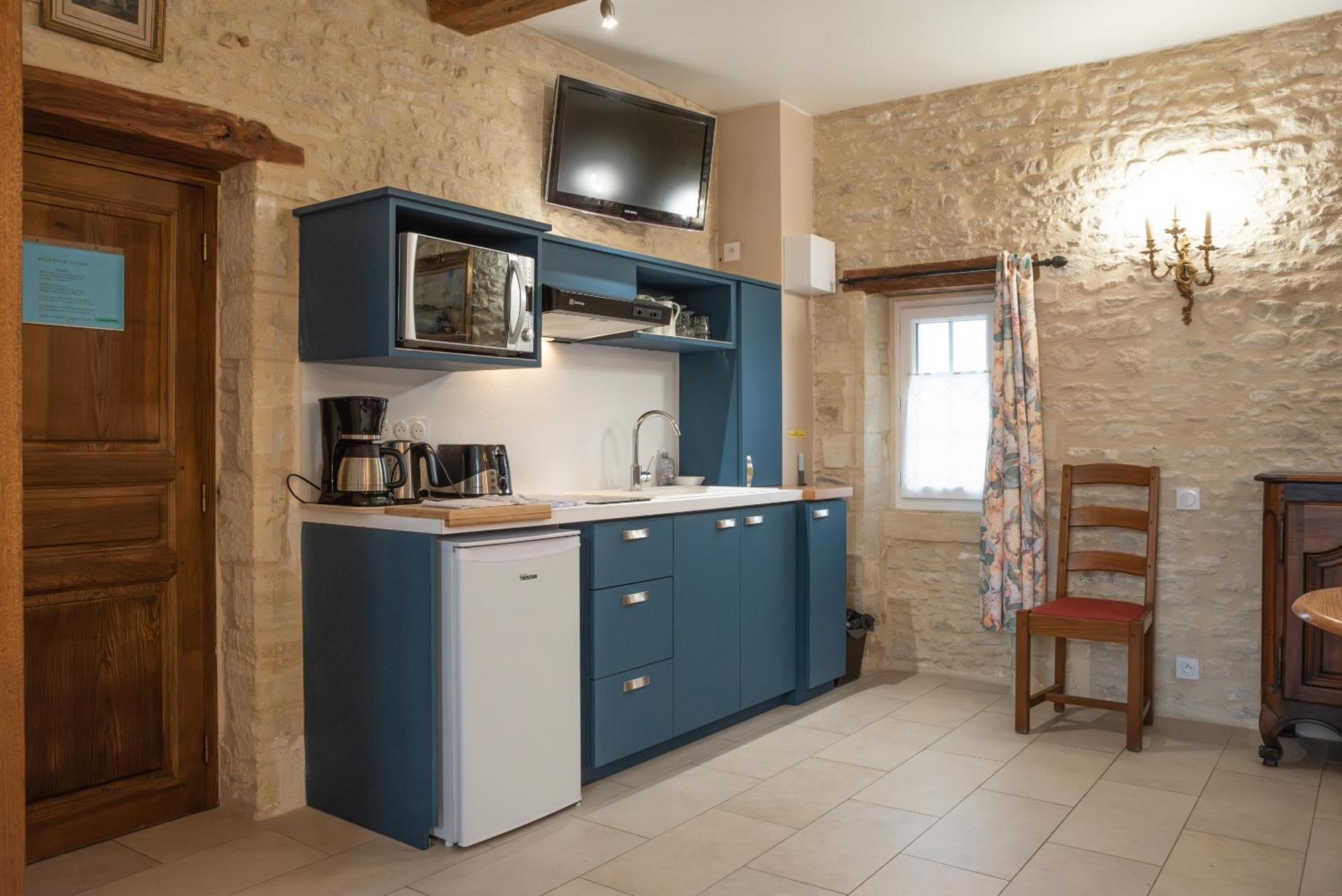 Le Clos Des Courtines - Meuvaines Habitación foto